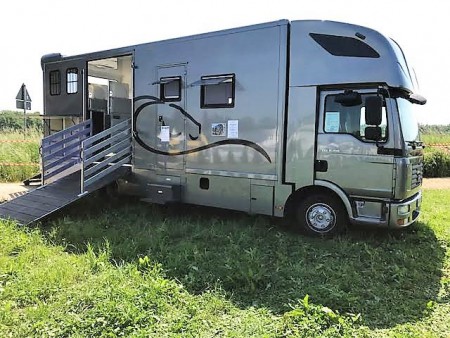 MAN TGL 8-180, Dickenherr CompactClassic * Årsmodell:2008 * Byggnation 2017 * 4 hästar * Bodel för 3-4 personer * Pris: 865,000 sek ex moms